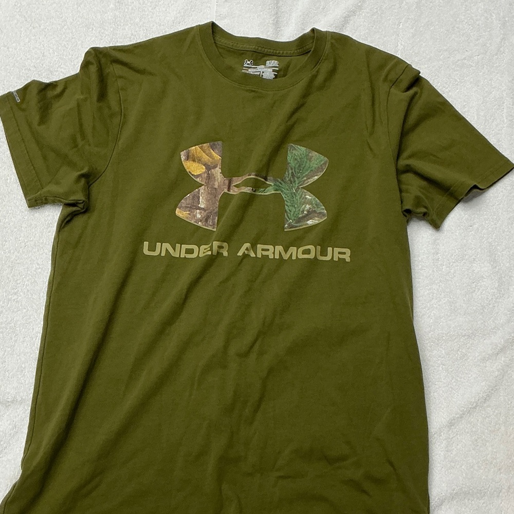 Under Armour Olive Green Short Sleeve Tee with Camo Logo